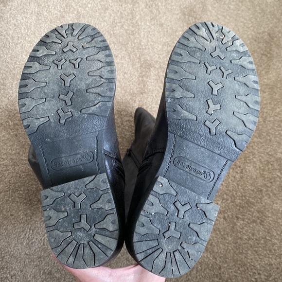 BearTraps - Oria Riding Boot, Size 5.5​​​​​​​​ - Picture 3 of 8